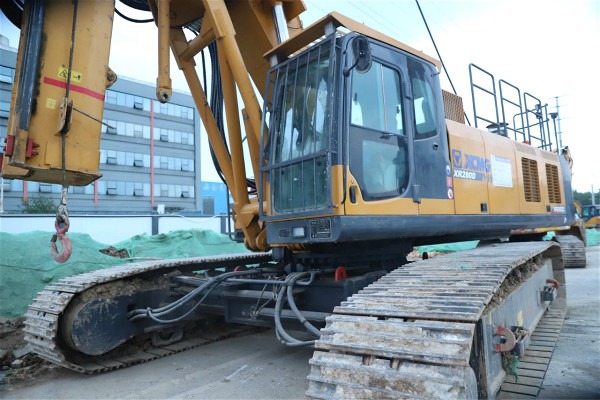 XR360、280D旋挖钻机打孔径800-1200mm桩.jpg